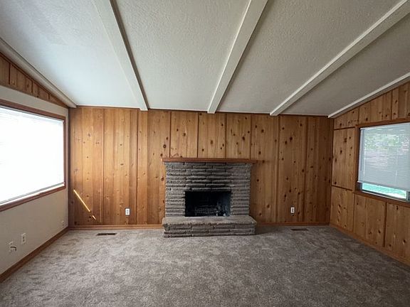 2nd image of 2561 Saint Charles Way
