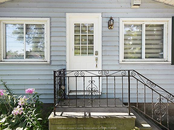 4th image of 69 Willow Beach Rd
