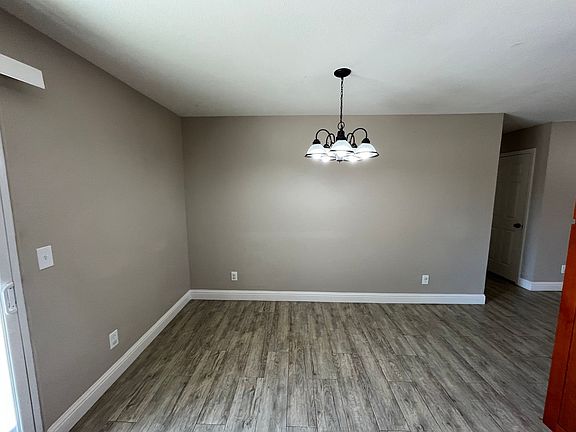 4th image of 2724 N Giddings St