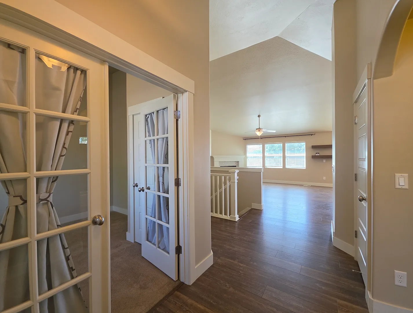 5 Bed / 3 Bath Single-Family Home for Rent in West Point, UT — Photo 4