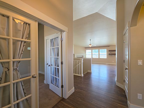 4th image of 2935 W 50 S