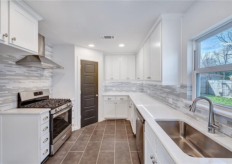 1st image of 10709 Cotillion Dr