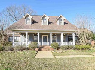 6013 Kay Brook Dr, Byram, MS 39272