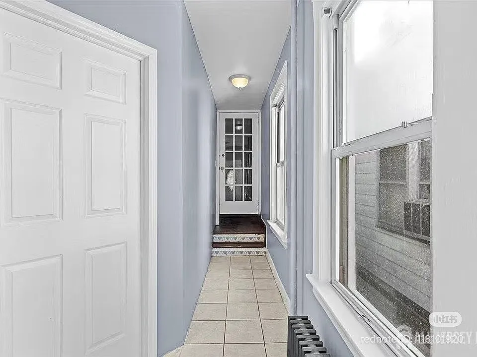 6 S 9th Ave, Unit 1 — Photo 2