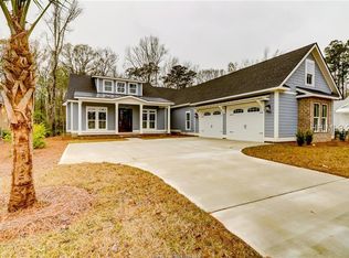 21 Palmetto Pkwy, Hilton Head Island, SC 29926