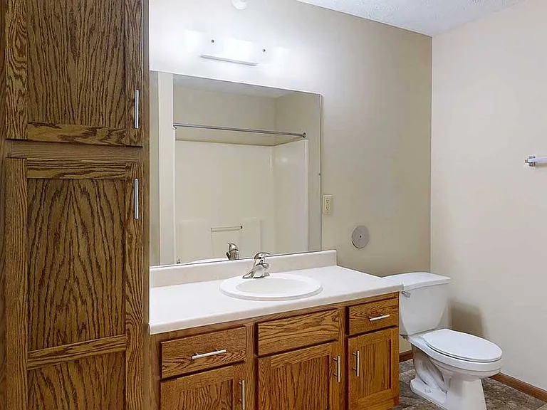 Pine Lake Heights Apartments — Photo 73
