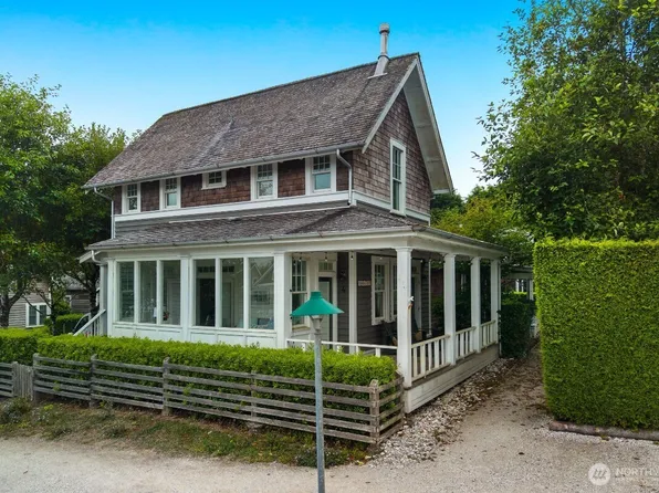 4 Lupine Lane, Pacific Beach, WA 98571