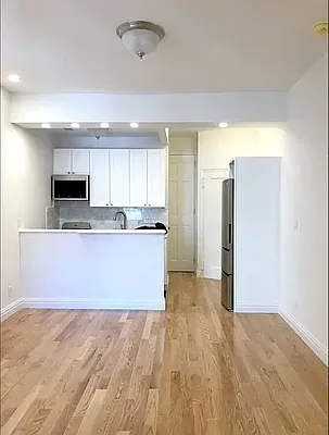 Rented by CitySites Real Estate Group | media 11