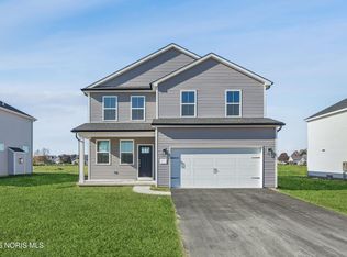 134 Valley Hall Dr, Perrysburg, OH 43551