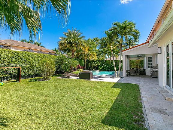 5th image of 2564 Jardin Ct