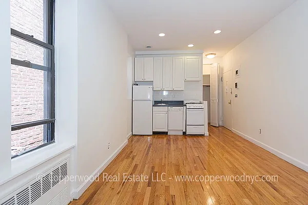 Rented by Copperwood Real Estate | media 20