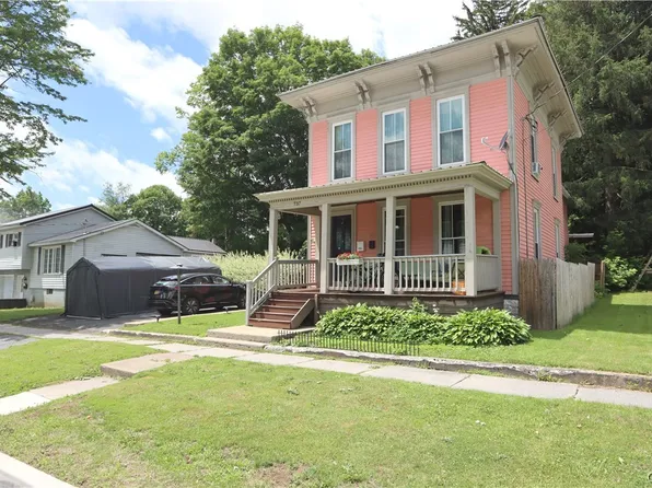 737 Fulton St, Carthage, NY 13619