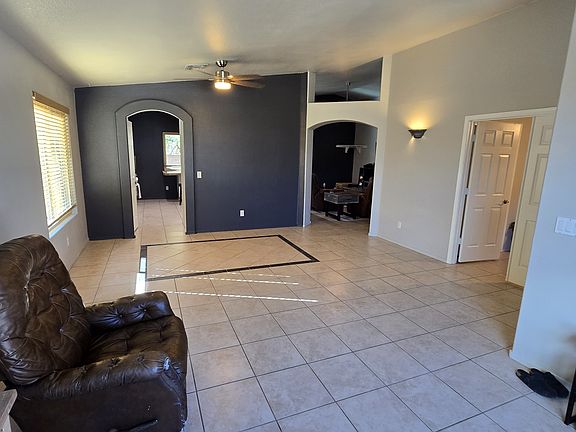 5th image of 7559 S La Palma Ct