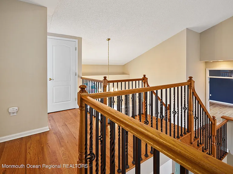 194 Pelican Ct — Photo 41