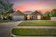 photo property thumbnail