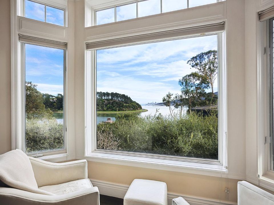 1st image of 54 De Silva Island Drive