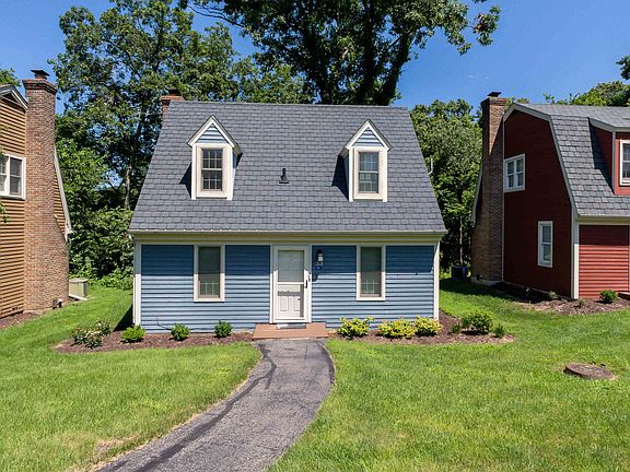 3rd image of 33 Thatcher Ln