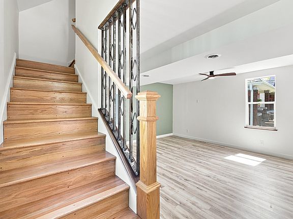5th image of 303 S Main St