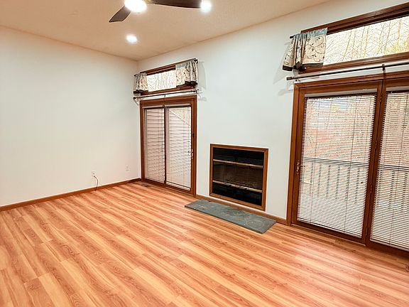 5th image of 2308 Mill Pond Dr Unit 2308