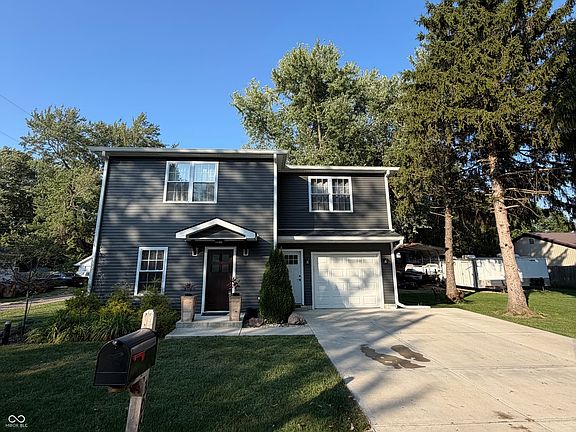 2nd image of 306 W Burnside Ave