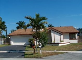 4242 NW 99th Ter, Sunrise, FL 33351