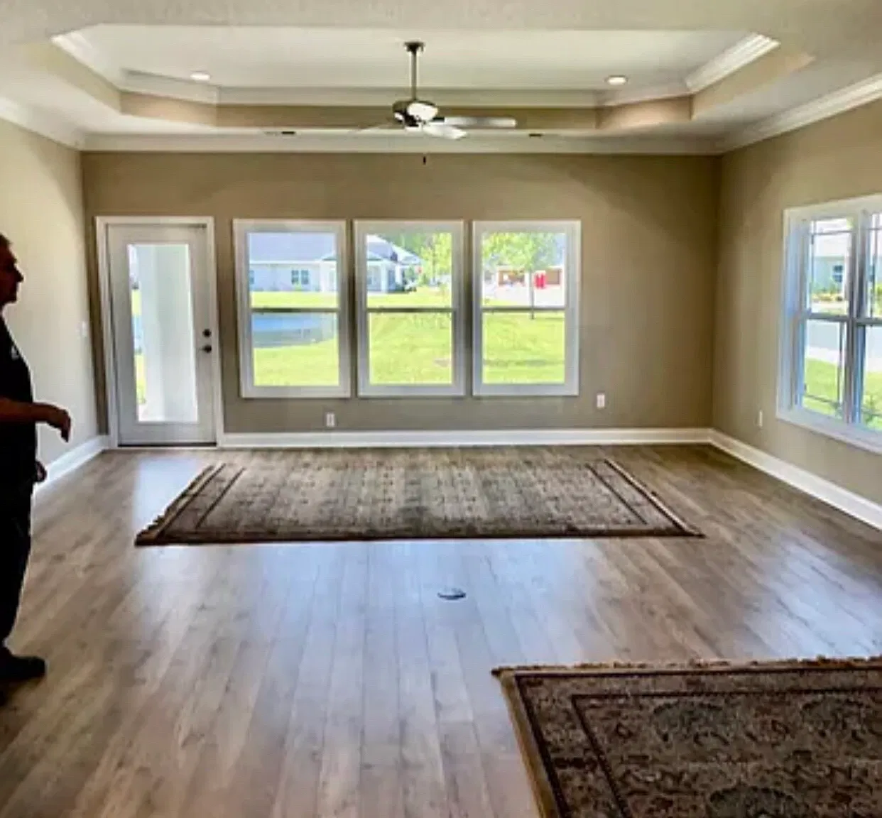 321 The Villas Way — Photo 2