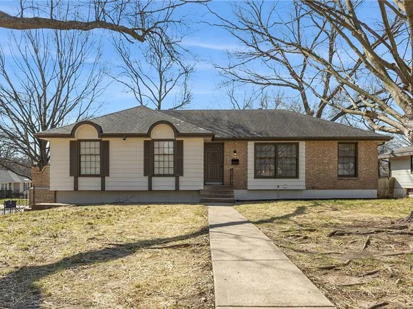 8825 McElroy Rd, Kansas City, MO 64134