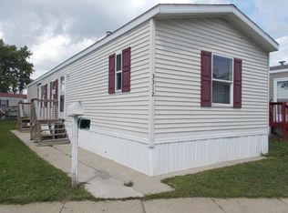 3312 Mobile Blvd, Park City, IL 60085