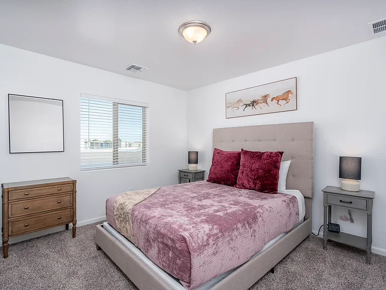 1642 N Cameron St — Photo 15