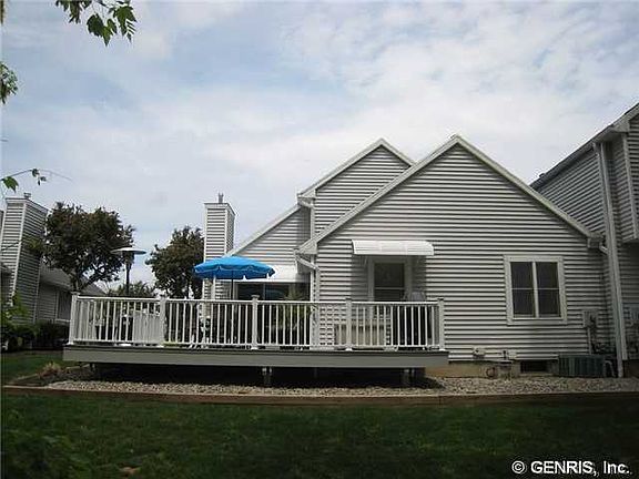 2nd image of 109 Yacht Club Dr