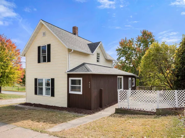 409 Park Ave, Little Chute, WI 54140