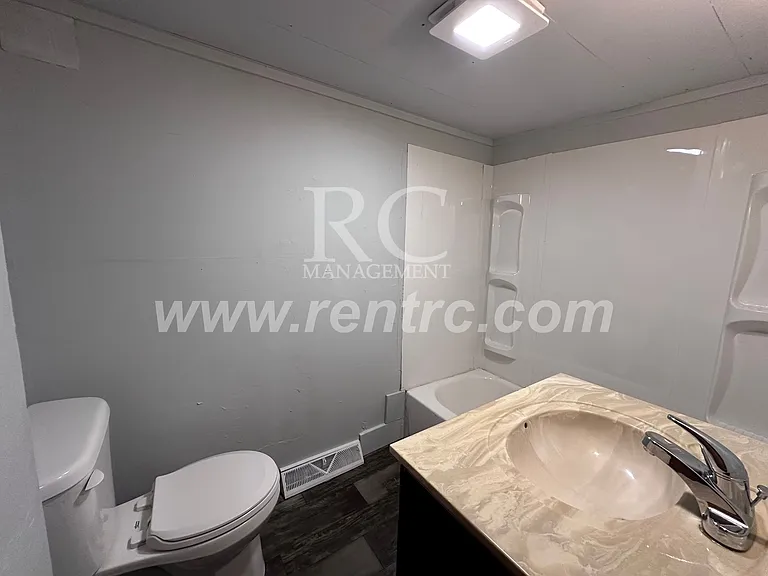 230 Tennessee Ave — Photo 5