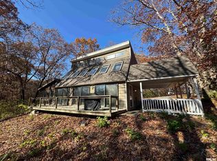 10110 E 850th St, Colchester, IL 62326