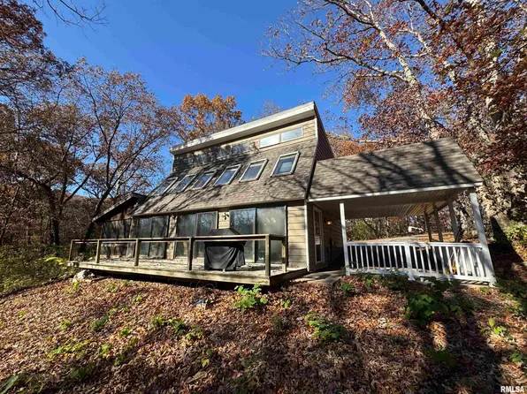 10110 E 850th St, Colchester, IL 62326