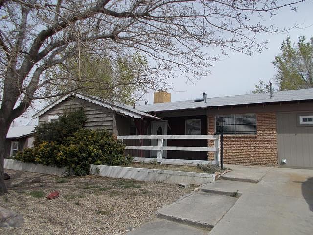 1st image of 4008 Country Club Dr