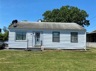 80 Riverside Cir, Corning, NY 14830