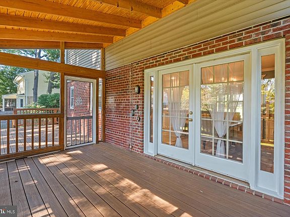 3rd image of 2407 Cavendish Dr