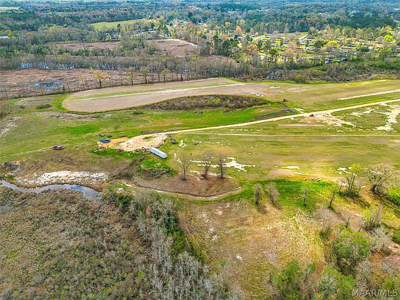 4th image of 950 Baltzer Rd