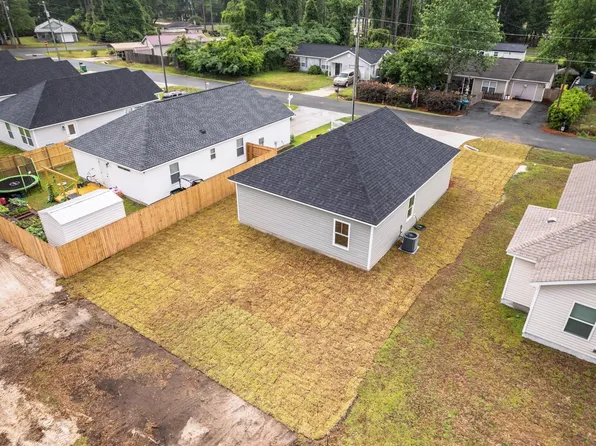 69 Maido St, Crawfordville, FL 32327