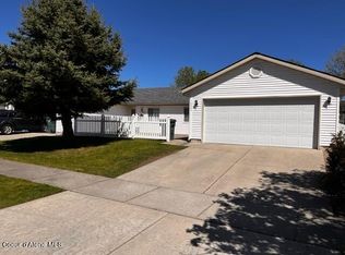 1090 N Dahlia Way, Post Falls, ID 83854
