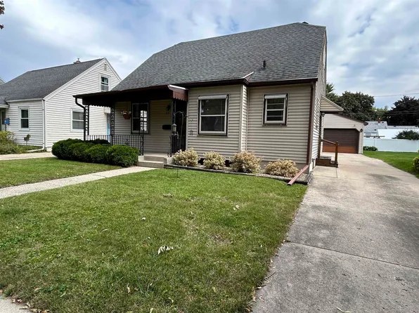 37 S Fremont St, Janesville, WI 53545