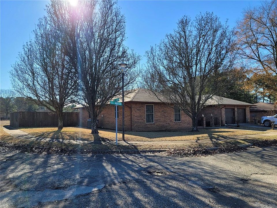 1802 SE Madison St, Idabel, OK 74745 Zillow