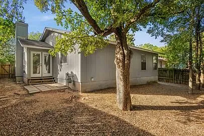 8311 Treehouse Ln — Photo 24