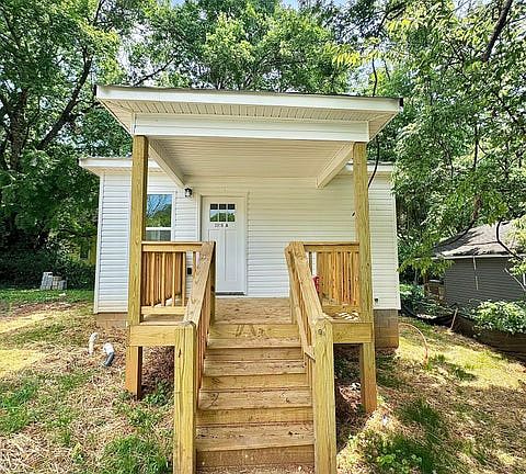 3rd image of 3315 Dodson Ave #A
