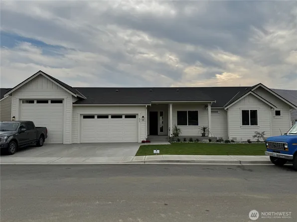 634 S Juli Avenue, East Wenatchee, WA 98802