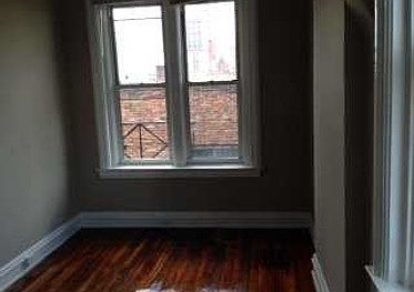5th image of 204 W 8th St APT 26