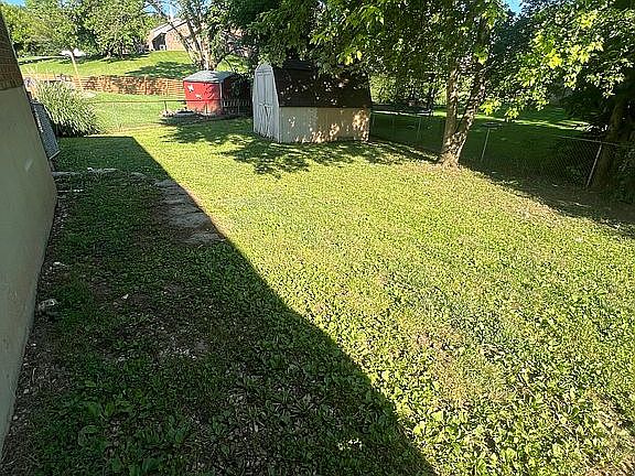 5th image of 342 Miller Ct