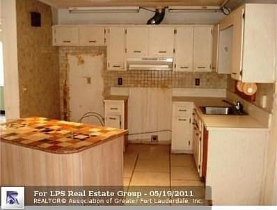 2nd image of 2988 Cortez Ln
