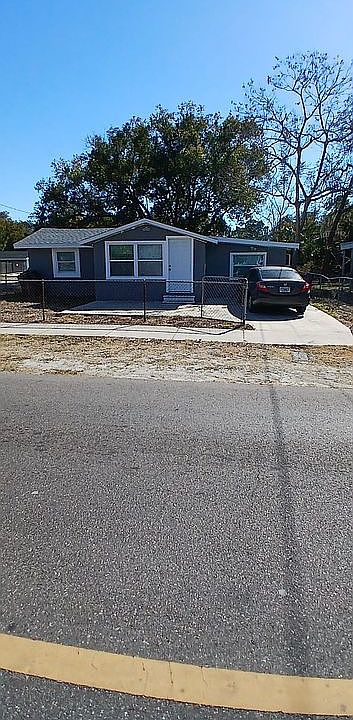 1st image of 1415 E Linebaugh Ave