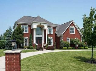5326 Coyote Ct, Williamsville, NY 14221